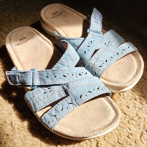 Earth Origins Shoes - NWOT Size 8 Earth Origins Velcro Slide Sandals Soft Foam